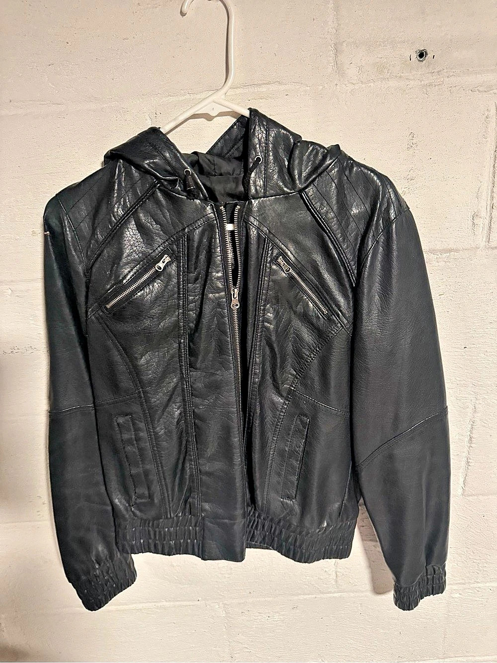 Sound & Matter Faux Leather Hooded Jacket Size Large Like New